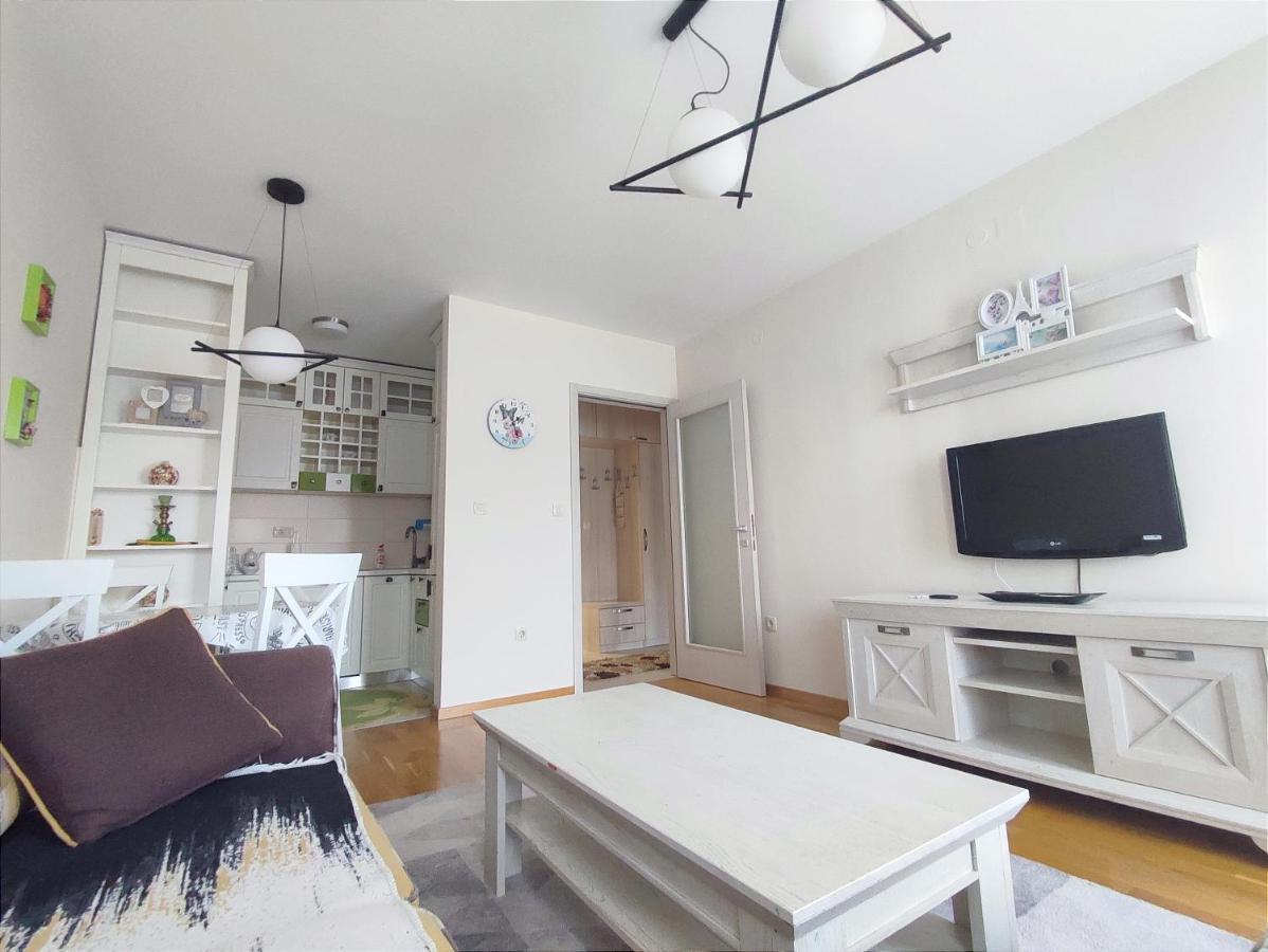 City Point Apartment Подгориця Екстер'єр фото