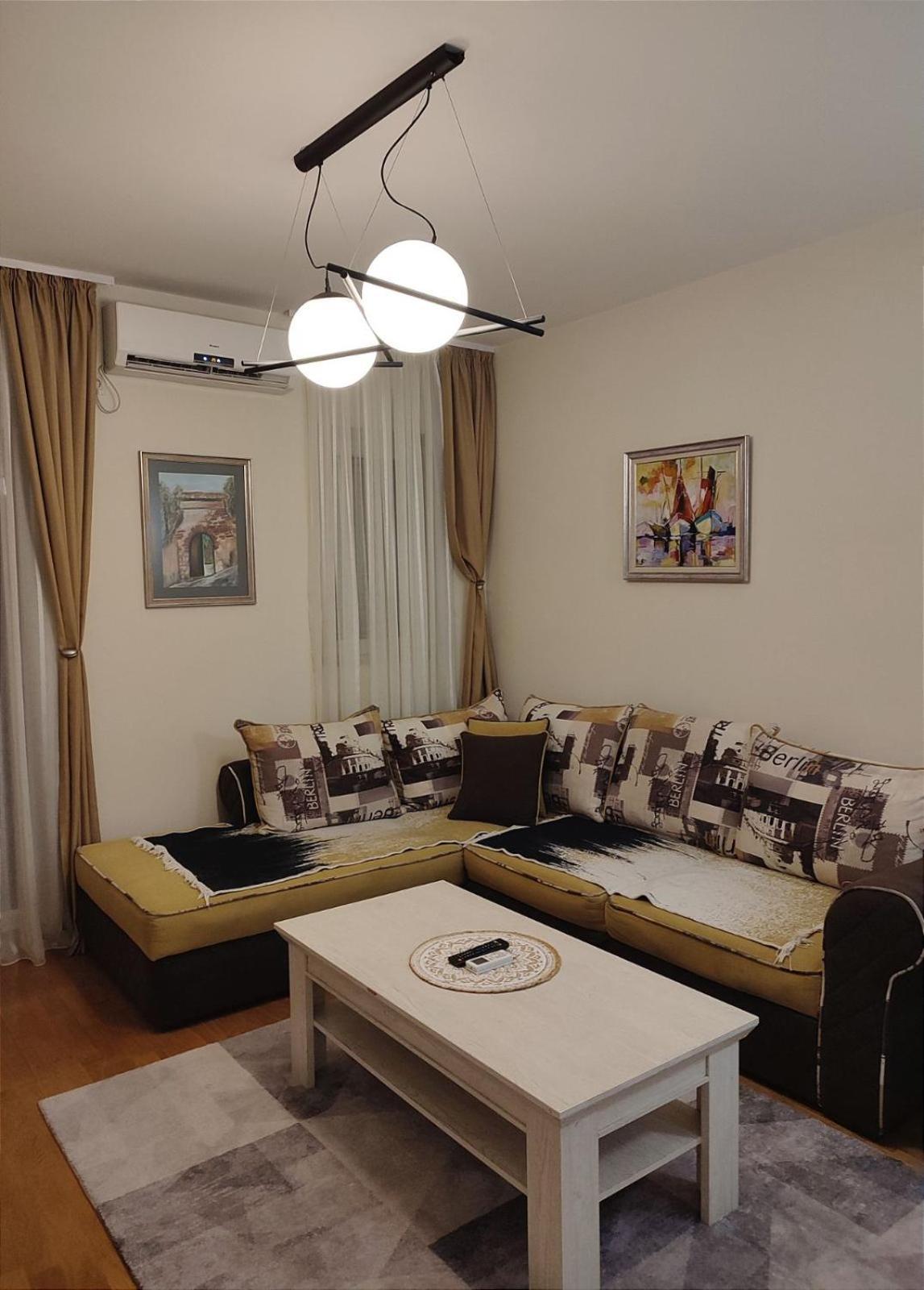 City Point Apartment Подгориця Екстер'єр фото